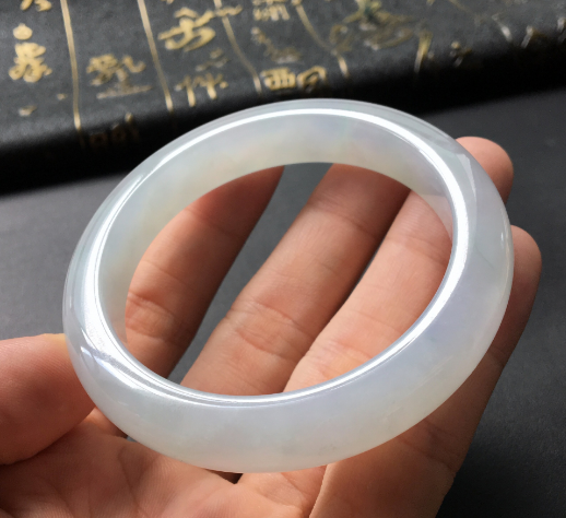 翡翠手镯