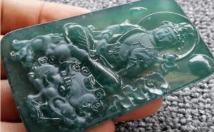 100万级蓝水翡翠图片，原来极品蓝水翡翠是长这样的