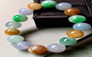 佩戴翡翠手串寓意是什么？彩色翡翠手串的寓意大全