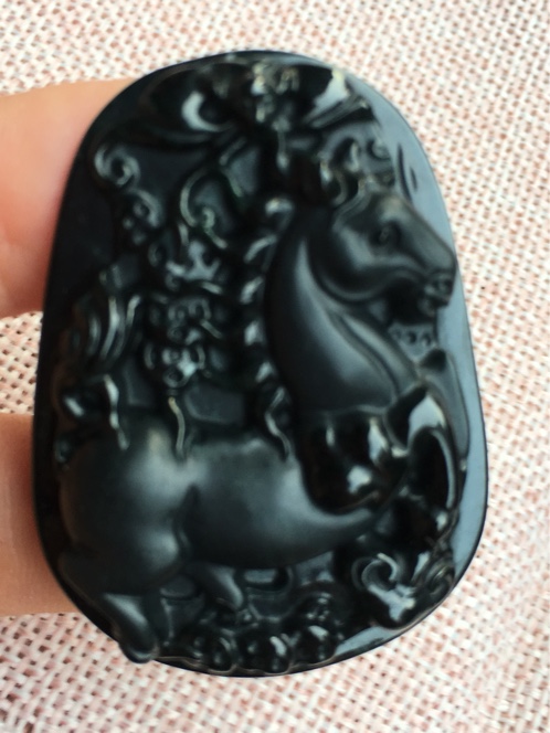 天然a货翡翠墨翠生肖马牌