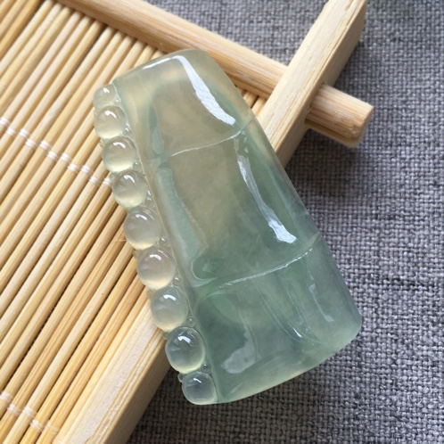 天然翡翠冰种节节高升节节高升吊坠