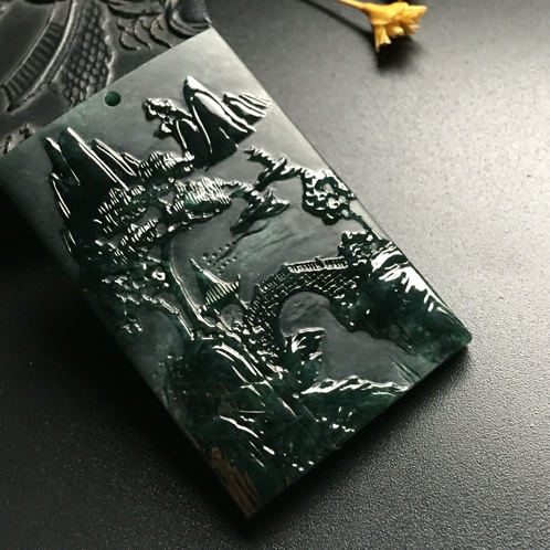 A货翡翠墨翠山水牌