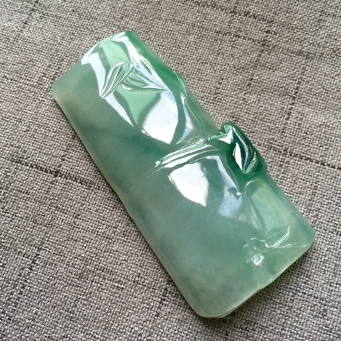 云南翡翠冰种飘绿节节高升节节高升吊坠