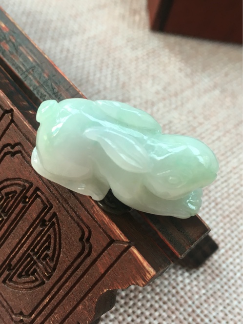 缅甸立体生肖兔翡翠吊坠
