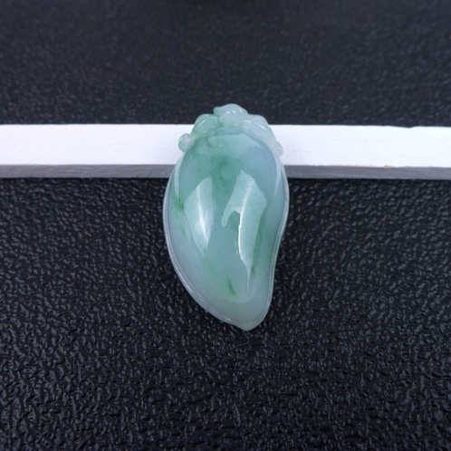 飘绿福瓜 翡翠