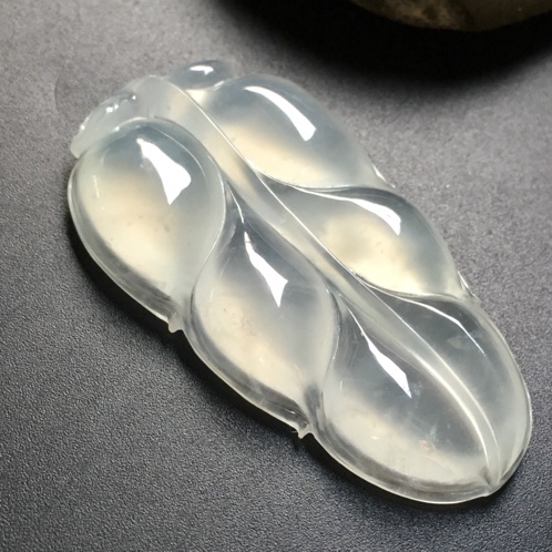 冰种金枝玉叶 翡翠吊坠