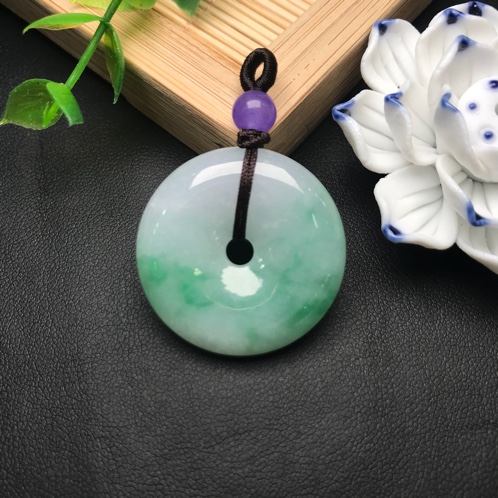 天然翡翠糯冰种飘绿平安扣平安扣吊坠