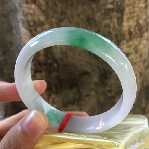 缅甸翡翠春彩小圈口手镯