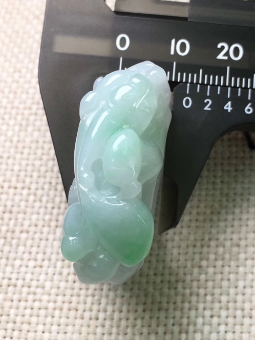 糯种白底青绿貔貅翡翠戒指