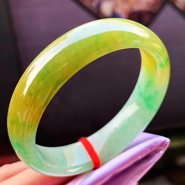 细糯种黄加绿正圈翡翠手镯