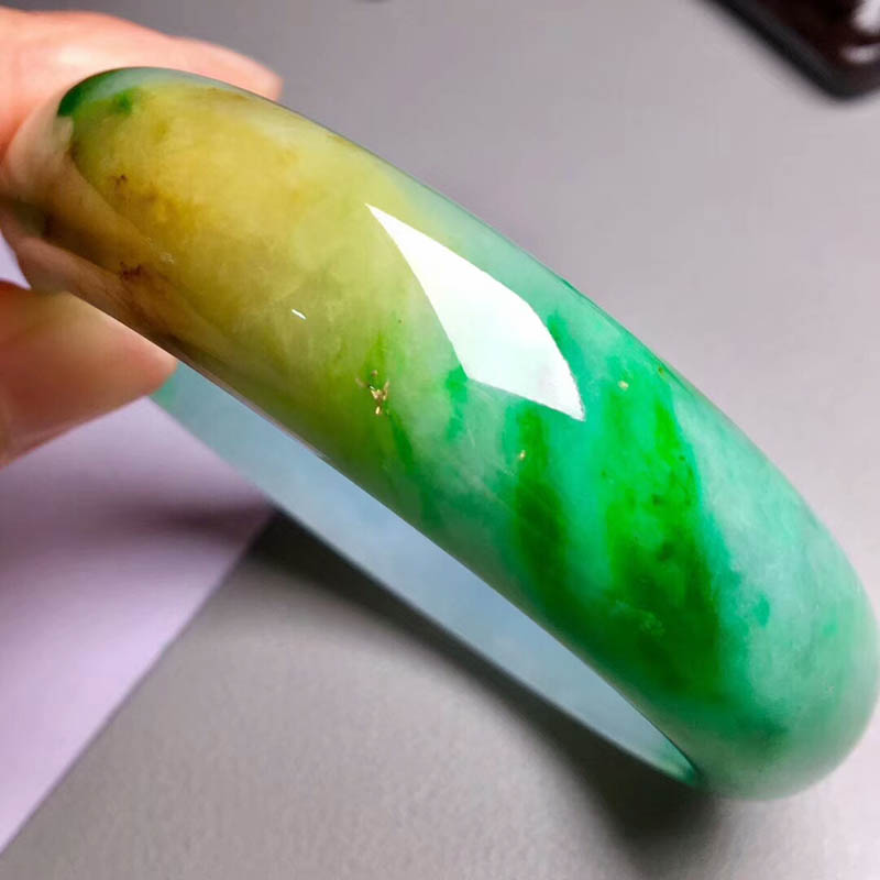 糯种黄加绿正圈翡翠手镯