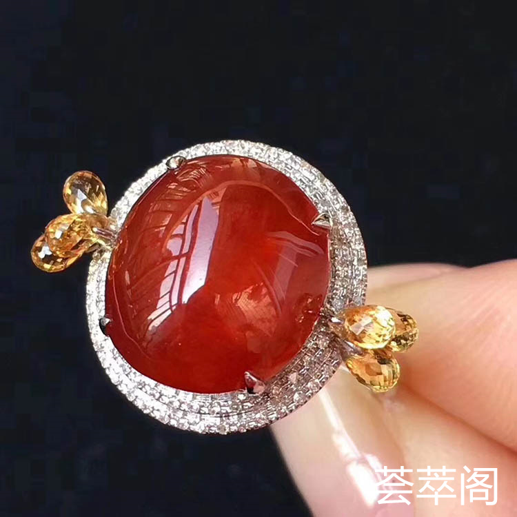 冰种红翡蛋面戒指