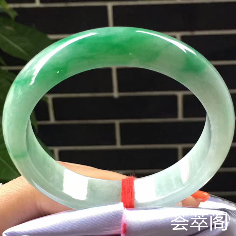 糯种正圈白底青翡翠手镯