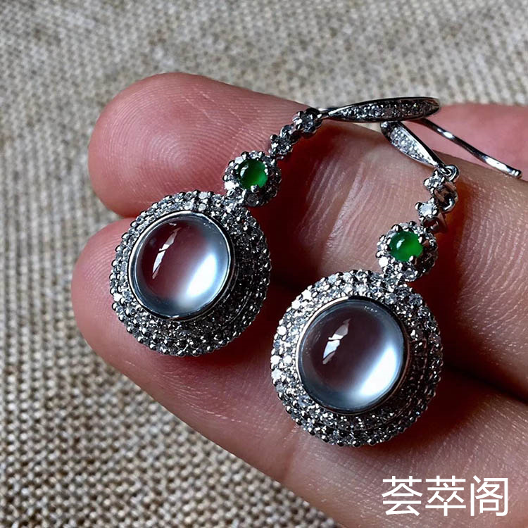 无色玻璃种蛋面翡翠耳坠