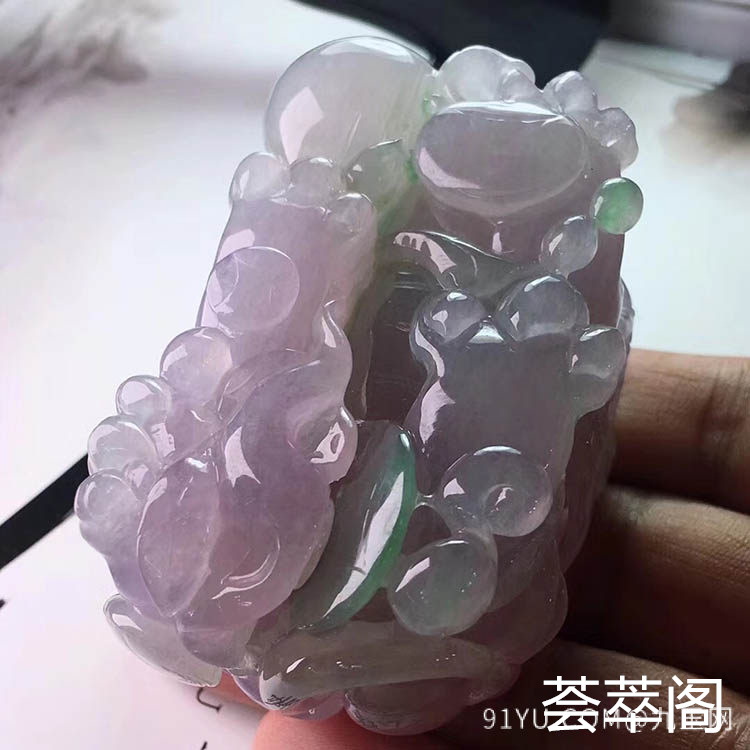 糯种春带彩貔貅翡翠摆件第6张