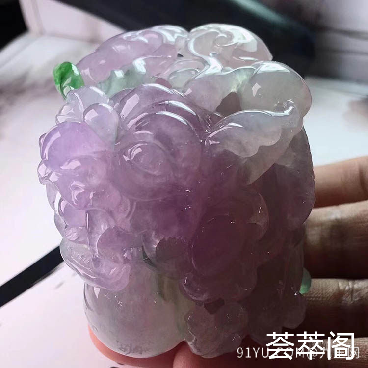 糯种春带彩貔貅翡翠摆件第7张