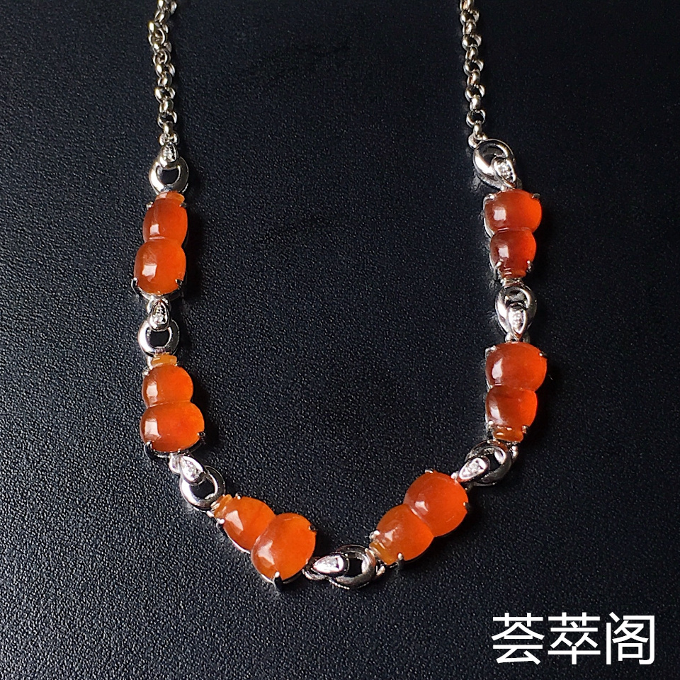 糯冰种红翡葫芦手链镶白18K金钻石