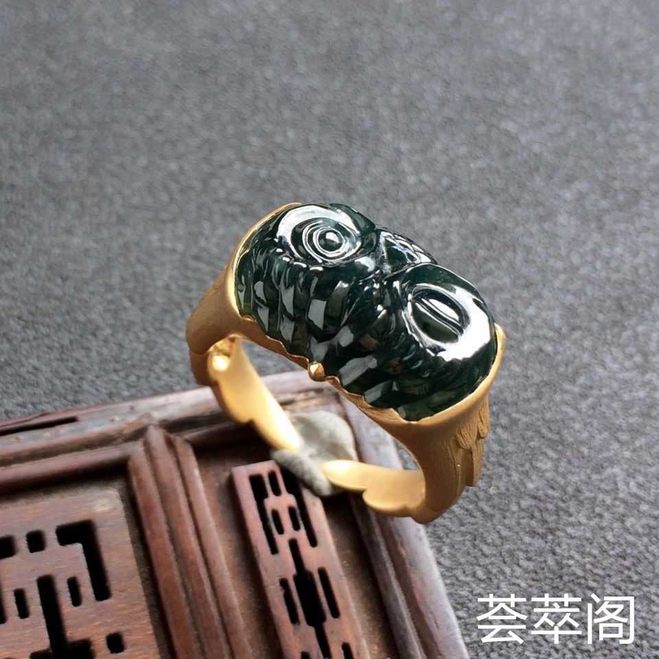 冰种蓝水猫头鹰翡翠戒指 镶黄18K金