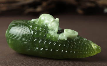 天然岫玉深绿翠玉老料玉鼠运财手把件 125*54*40mm