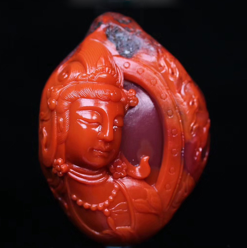 凉山南红玛瑙瓦西料观音菩萨挂件 32x44x18