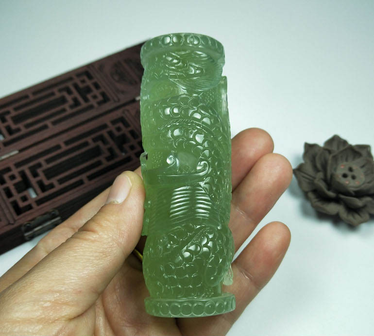 天然岫玉老料雕刻龙盘柱手把件 直径2.8cm 高9cm