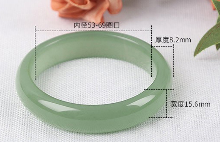 东陵玉老料翠色手镯 圈口53~63可选