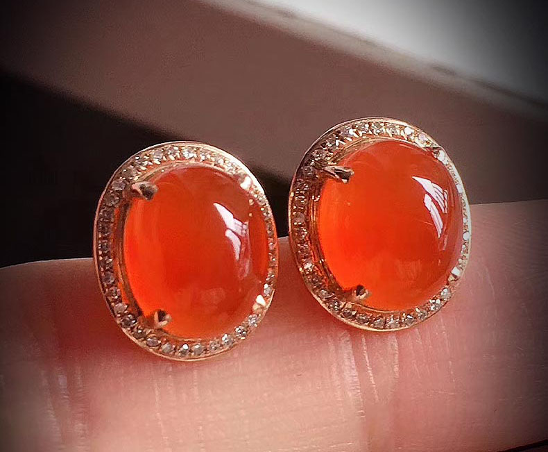 保山南红玛瑙冰红料18k金镶嵌耳环 尺寸10x12mm