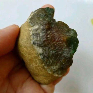 三彩翡翠原石哪个场口