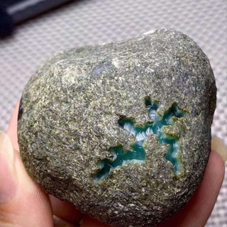 如何辨别翡翠原石