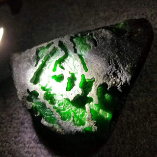 翡翠原石好坏怎么看