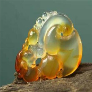 岫玉的硬度和密度是多少