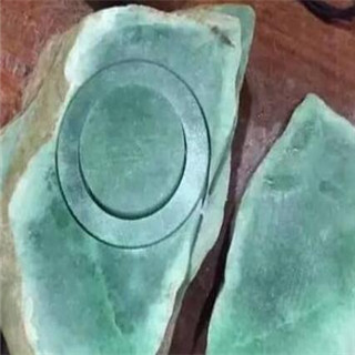 翡翠手镯制作过程