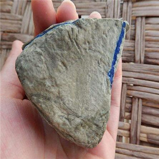 翡翠原石怎么处理好