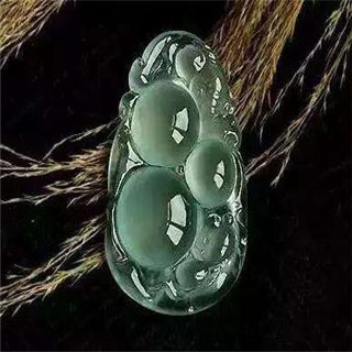 如何看翡翠是不是天然的