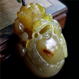 翡翠貔貅手把件的保养