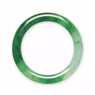 a货翡翠手镯不能用自来水泡吗