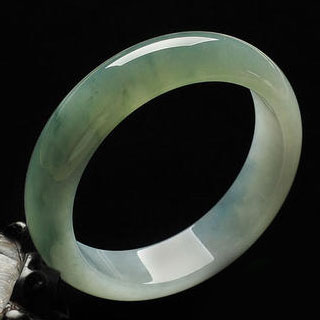 鉴定翡翠的方法