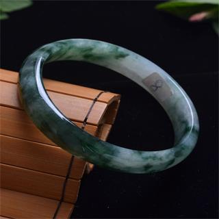 a货翡翠手镯等级价格多少