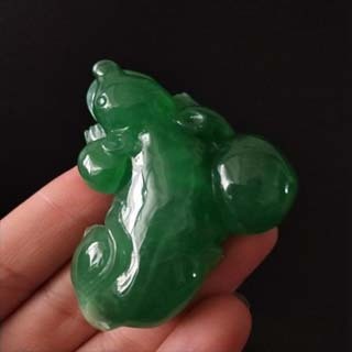 a货帝王绿翡翠貔貅值多少钱