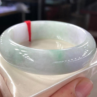 如何看翡翠手镯鉴定证书