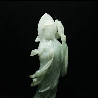 翡翠观音摆件及价格