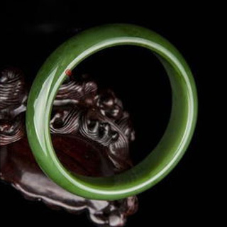 干青玉手镯价格