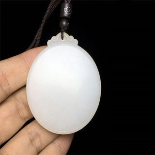 和田玉俄料值钱吗