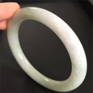 ab货翡翠圆条镯好不好