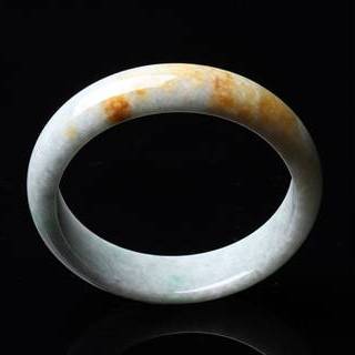 假的翡翠手镯会有鉴定证书吗