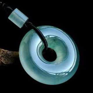 蓝水冰种翡翠贵吗