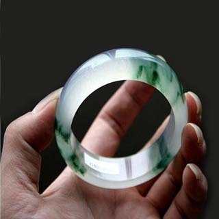 玉镯发黄怎么办