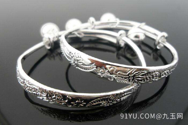 银手镯.JPG
