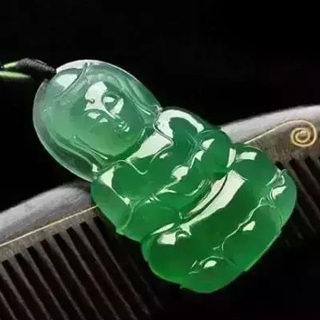 翡翠观音挂件的保养