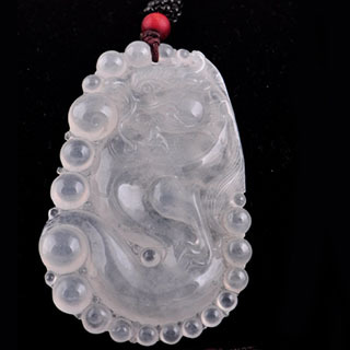翡翠高冰龙牌价格